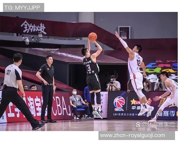 广东队创新战术引发争议杜锋正式对CBA常规操作提出异议 广东队创新战术引发争议杜锋正式对CBA常规操作提出异议